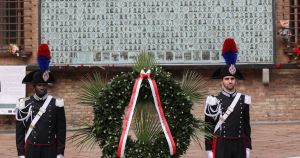 La sinistra prepara il 25 aprile anti-Meloni con la balla dei tagli ai luoghi della memoria