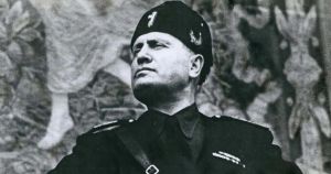 Quando trafugarono la salma del Duce