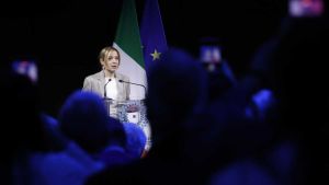 Assedio e guai. La caduta dell’impero romanesco di Meloni