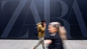 Perché il celebrity designer funziona più dell'approccio green. I casi H&M e Zara