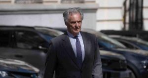 El exmarido de Cospedal reconoce que presentó a Villarejo a su mujer en la sede del PP