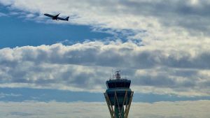 Avrupa'da jet yakıtı krizi, Türkiye'de pahalı yakıt sorunu!