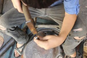Çocuklar işçileşiyor, çocuk işçilik dönüşüyor