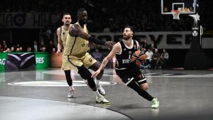 È la Virtus di Hackett. Daniel sempre più leader e vicino alla riconferma. Pajola sulla strada di Milos