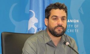 Είδε η ψείρα αλώνι, περπατεί και καµαρώνει!