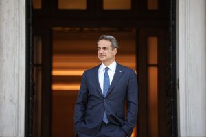 Πληθωρισμός και ακρίβεια, τα δυο κρυφά χαρτιά της κυβέρνησης
