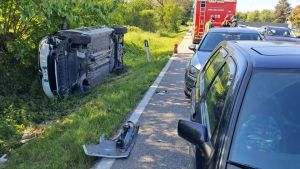 Incidente tra Pozzuolo e Mortegliano: tre auto coinvolte, un veicolo si ribalta