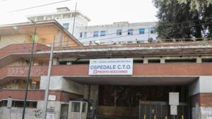 Napoli, al Cto la catena dell’emergenza-urgenza ad alta specializzazione salva paziente da una grave emorragia