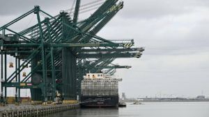 Impact oorlog Midden-Oosten op haven Antwerpen-Brugge nog beperkt