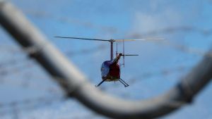 Fuga da film in elicottero nei cellulari vietati dei detenuti: ecco il piano scoperto a Rovigo