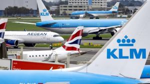 Schiphol geeft luchtvaartmaatschappijen korting om Midden-Oosten