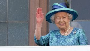 Britten vieren de honderdste geboortedag van koningin Elizabeth. ‘Ze straalde gezag en bedachtzaamheid uit’