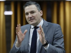 Chris Selley: Let the Liberals' new 'AI supercomputer' run Canada. It couldn't do worse