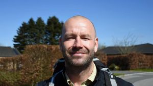 Morten sagde sit job op - nu går han 1300 kilometer for sin mor
