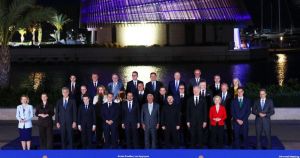 Sánchez y Zelenski se reúnen en Chipre con el foco en el acuerdo de asociación con Israel y los 90.000 millones a Ucrania