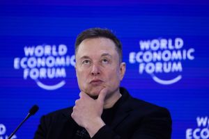 Musk Is Chasing the Smart AI Money With a $60 Billion Deal