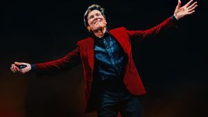 Gianni Morandi, il ritorno a casa: “Bologna la data più importante” /