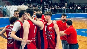 La Goldengas contro Canosa per il piazzamento ai playoff