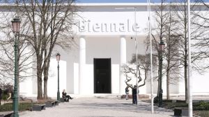 Bijenale u Veneciji: Umetnost između politike i kontroverzi