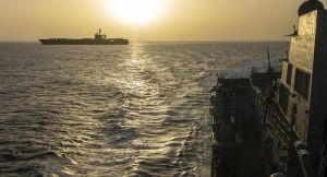 Petróleo supera los US$100 en medio de tensión en Ormuz y presiona costos de combustibles