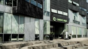 Elev på Campus Vejle anholdt i skoletiden