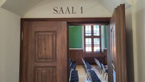 Schwüre, gegenseitige Beschuldigungen und ein zerbrochener Besenstiel