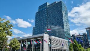 Za majke četvoro djece 750 KM: Da li je ovo pomoć ili minimum dostojanstva?