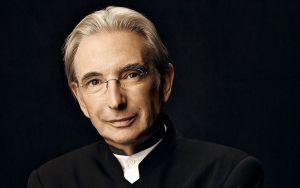 Famed Jewish conductor Michael Tilson Thomas dies at 81 of cancer