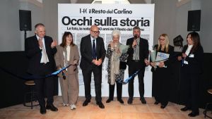 In oltre 200 alla mostra ‘Occhi sulla storia’, Nicoletta Mantovani: “Il Carlino per Pavarotti? La sua Modena che era nel cuore”