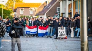 Honderden demonstreren in IJsselstein tegen asielnoodopvang