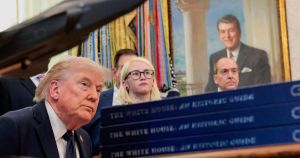 Procurio e-mail Pentagona: frustrirani Trump želi ih izbaciti iz NATO-a, a kaznit će i ove 'neposlušnike'