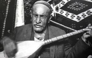 “Hiçbir türlü bulamadım, ben beni”: Aşık Veysel’de varlık arayışı