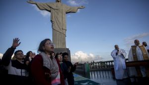 Vi trenger å la Gud få slippe til i livene våre