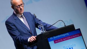 Merz verspricht: „Keine Kürzungen der gesetzlichen Renten“