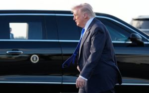 Trump to attend White House Correspondents Association gala after years of boycott