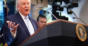 Pad carstva – Trump kao nekoć posrnuli Gorbačov