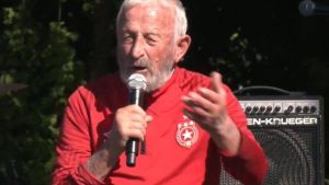 25 aprile a Reggio Emilia, Adelmo Cervi attacca Meloni e La Russa: “Dobbiamo cacciarli via, sono dei bastardi”