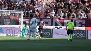 Non è ancora finita: la Reggiana si prende un punto col Palermo e continua a sognare la salvezza