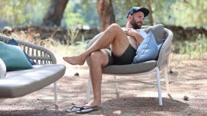 Callboy Ben wird von Geschäftsfrau gebucht, die genau weiß, was sie will