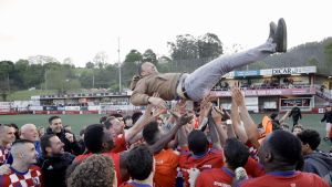 El Llanera regresa a Segunda Federación y desata la locura de la afición en el Pepe Quimarán