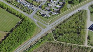 Den bedste løsning for at forhindre ulykker på 'dødens landevej' blev valgt fra:...