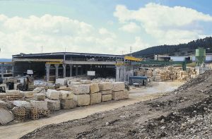 Brawny shekel threatens to knock out exporters, tech firms dependent on almighty dollar