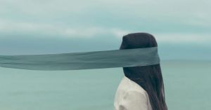 How Covert Narcissists Use 'Helpfulness' to Manipulate You