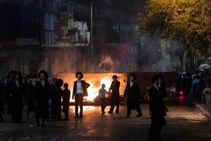 High Court orders government to impose financial sanctions on Haredi draft evaders