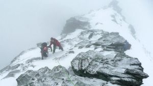 Il 'divorzio alpino': abbandonare la partner in montagna. 