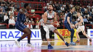 Basket, Unieuro chiude la stagione con un duro Ko contro la Fortitudo