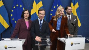 ”Den M-ledda regeringen har ju visat hur svårt det är att vara principfast.”
