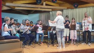 Musikschulkonzert begeistert mit Vielfalt und großem Gemeinschaftsklang