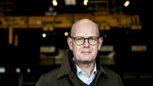 Stålvirksomhed med milliardsalg flytter over vandet: Svært at nå vanvidsår