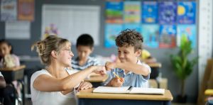 Inclusion scolaire : des enseignants engagés, mais confrontés aux limites du terrain